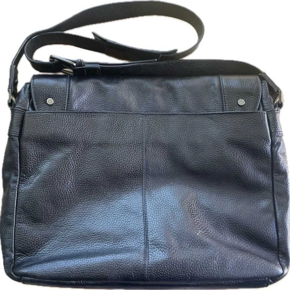 KENNETH COLE | Pebble Grain Leather Foldover Messenger Briefcase Crossbody Bag_5